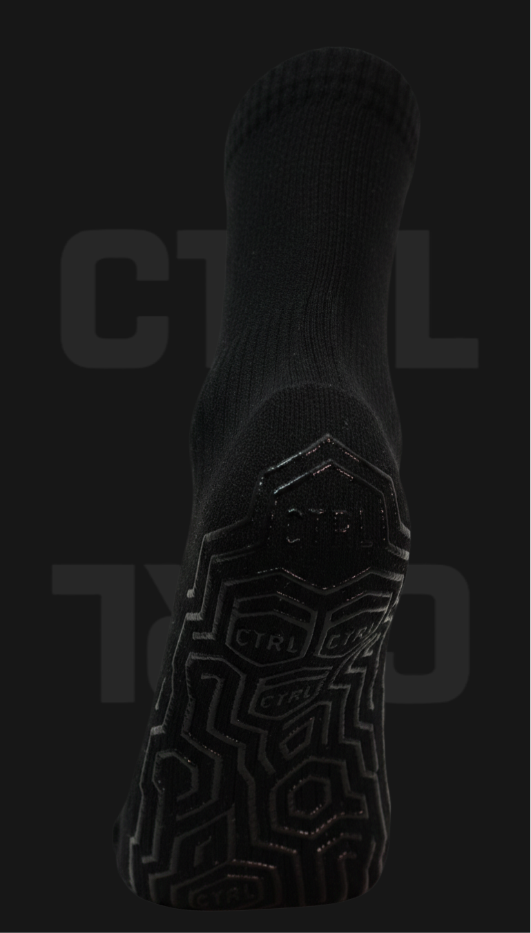 CTRL Grip socks